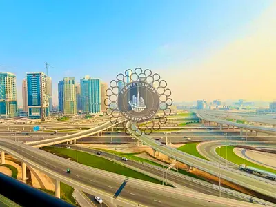 Flexible Terms | Ready to Move in | Balcony