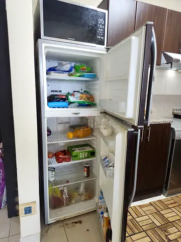 Moving out distress sale - Refrigerator double-door refrigerator - used, good working condition