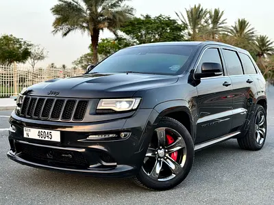 Jeep Grand Cherokee SRT8 2015 - GCC Specs - Powerful SUV