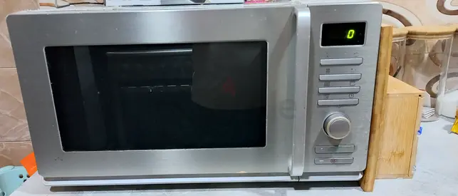 LG Microwave oven