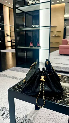 Chanel 25 mini Black Caviar Leather - Brand new