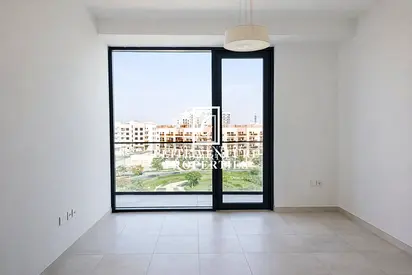 MODERN 1-BHK+LAUNDRY | PRIME LOCATION | SPACIOUS
