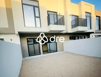 Close to Amenities | Genuine Resale | Brand New