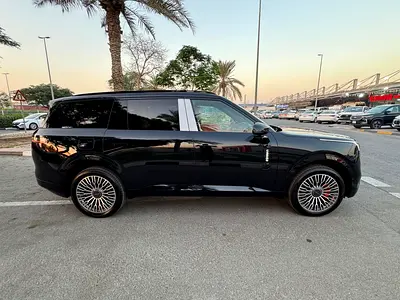 صورة 5 لـ 2025 LYNK & CO 900