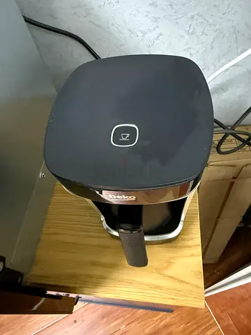 Used Dolce Gusto Nescafe Mini Me Capsule Coffee Machine - Black