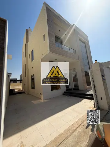 تقع الفيلا في موقع مميز جدا بمنطقة الياسمين مقابل الرحمانية في الشارقة بالقرب من جميع الخدمات والطرق الرئيسية مما يوفر سهولة التنقل وراحة السكن