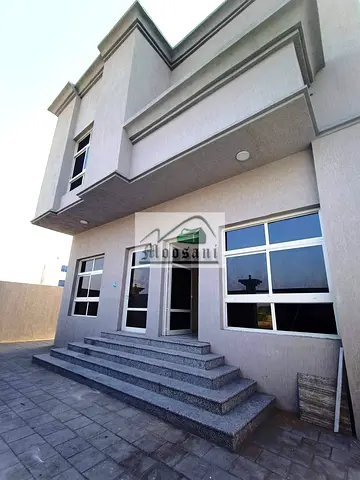 Al Zahya Ajman: Corner Villa 6 Master Bedrooms Hall and Majlis with AC For Rent