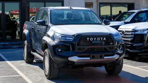 Toyota Hilux GR Sport 4.0 2026 - GCC Specs