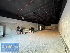 High footfall/Huge size/2 parkings