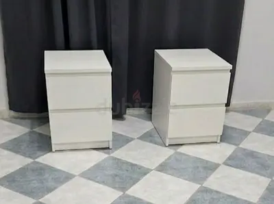 2 bedside tables in like-new condition (from a guest room, barely used)