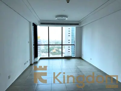 CLOSE TO METRO | MOVE IN NOW | BRIGHT AND SPACIOUS