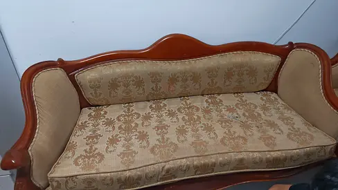 Wood sofa set
