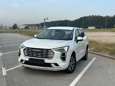 Under warranty  till 2028 low mileage GCC