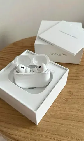 Apple AirPods Pro 3 with Charging Case -