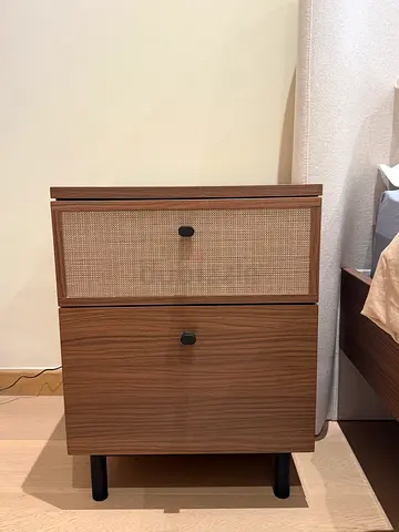 Modern Dresser + Mirror + 2 Nightstands | Like New | Downtown