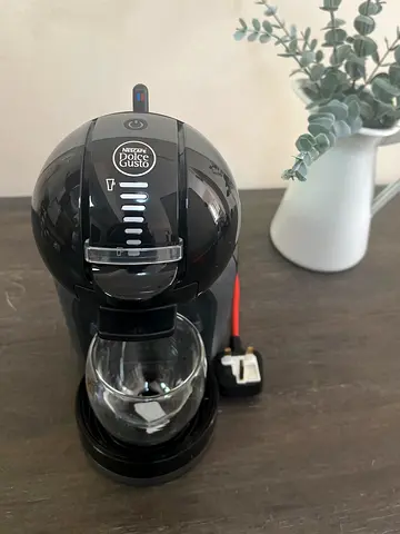 Nescafe Dolce Gusto Mini Me Coffee Maker