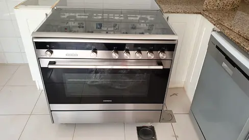 Siemens 5 burner gas with electric ⚡️ oven cooking range 90cm