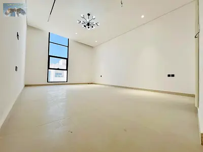 🏡 Villa for rent – Al Yasmeen area ✨ First tenant – ready to move in immediately 📍 Location: Al Yasmeen – quiet and prime location 🚗 Parking: Fron