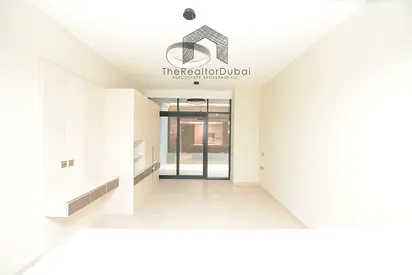 Pool view | Multiple units available | 3 Cheques