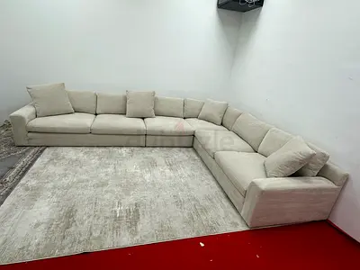 Like new condition oc home corner sofa