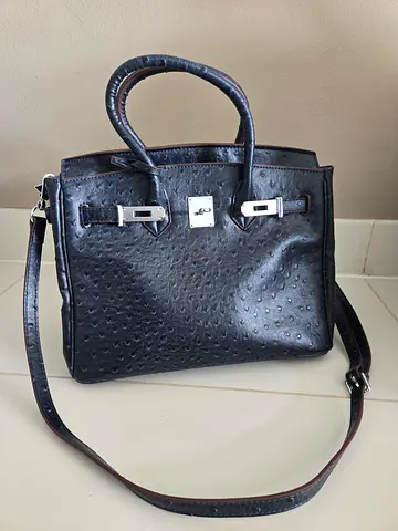 Cow-leather embossed with dotted pattern