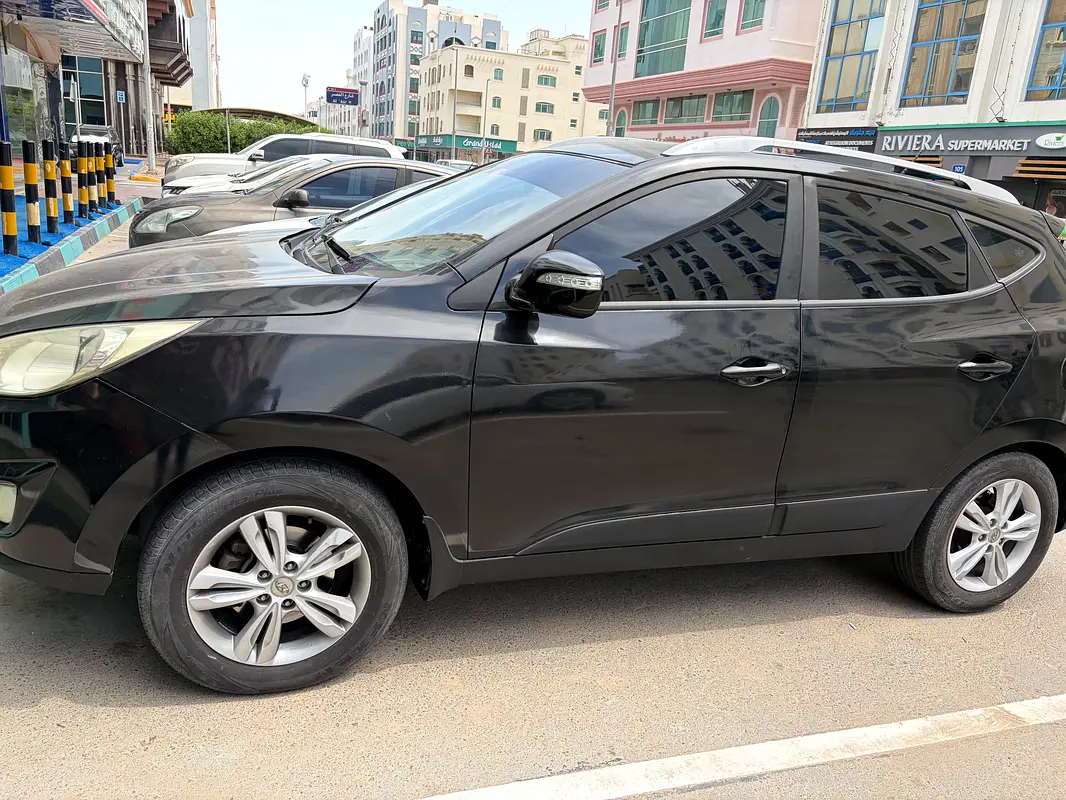 Hyundai Tucson 2013 — photo 1 of 4