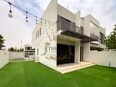 Motivated Seller| Elegant 3BR+Maid | Corner Unit