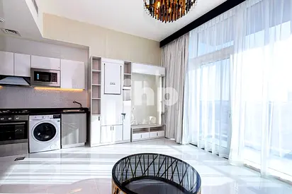 Fully Furnished | 4 Cheques | Near to Miracle garden