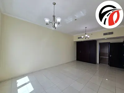 Chiller free 2bhk+maids room spacious apartment higher Floor