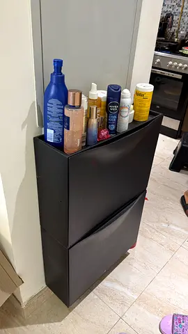 Small black bedside drawer unit - good condition