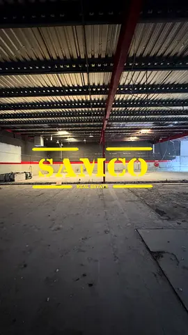 ROADFACING SHOWROOM WAREHOUSE AVAILABLE FOR RENT IN AL QUOZ INDUSTRIAL AREA 16
