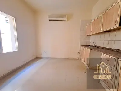 cheap price studio just 16k prime location near madina shopping mall