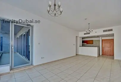 Pool & Courtyard View | 4 Cheques | Modern 1BR