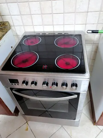 Stainless Steel Electric Ceramic Hob Oven - 4 Burners, oven and food warmer
