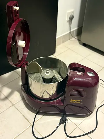 Butterfly Wet Grinder 2L (Type D plug) -Maroon Color