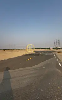 For sale: land in Mazra'at Dhahiat Al-Rahmaniya with an area of 2800 square feet. Prime location