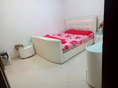 Furnished Room only for Muslim Indian/Pakistani family.