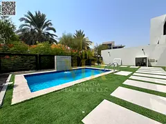 A villa with all electricity, water and air conditioning fees included, on the main street, ready to
