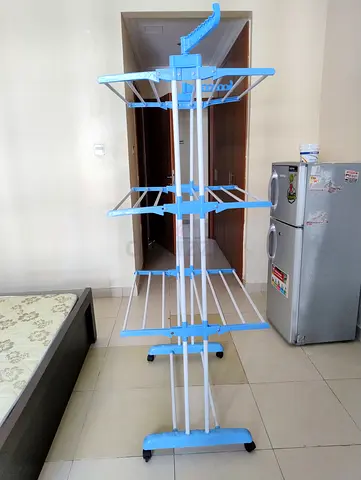 BIG CLOTHES DRYING RACK!!! ONLY 10 AED!!! PICK UP 30th APRIL
