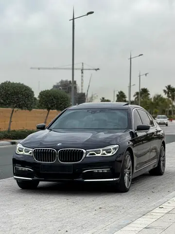 BMW 730i 2017 GCC Specs