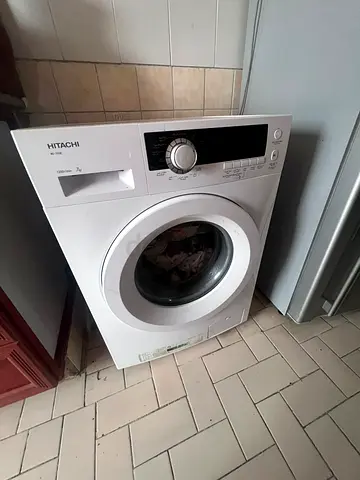 Hitachi 7kg Front Load Washing Machine - Good Working Condition