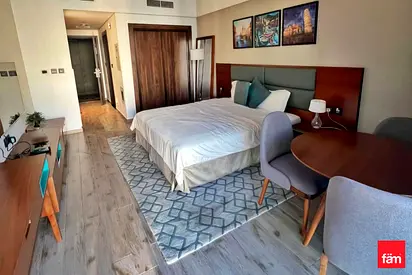 Flexible Cheques| Near To Mall| Fully Furnished