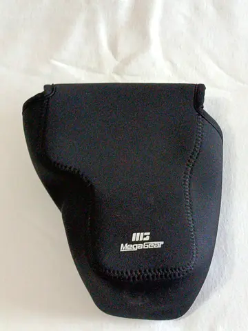 MegaGear Soft DSLR Protector Case