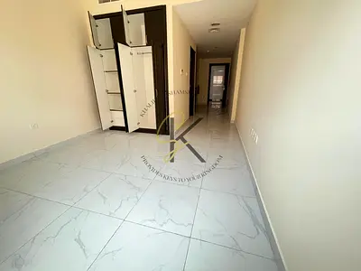 🌟 Spacious Unfurnished Studio with Built-in Cupboard | 470 Sqft | Prime Living in Muwailah Commercial – Sharjah 🏡✨🗄️