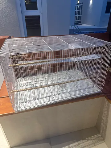 Large white metal bird cage with perches and removable tray - good condition