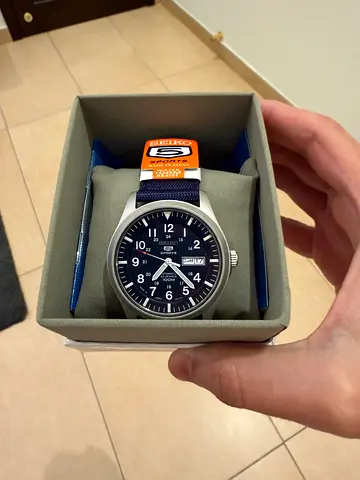 Seiko 5 Automatic Mens Watch with Blue Dial and Nylon Strap - New in Box