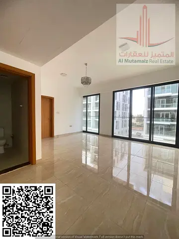 غرفة و صالة  للايجارمطل على نادي الغولف.اول ساكن