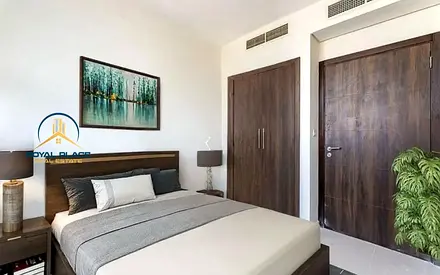 Single Row | tenanted | Facing Amenities Townhouse