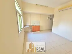 Specious Studio/Family Building/Open Kitchen/Near Ambassador School