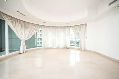 Managed | Unfurnished | Low Floor | Community View